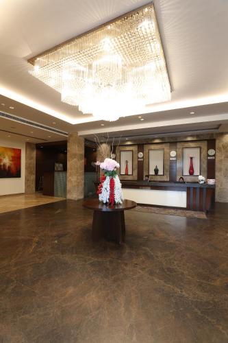 Lobby, Tivoli Royal Palace in Palwal