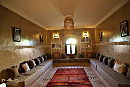 Bar/lounge, Sunrise Palace Merzouga in Hassilabied