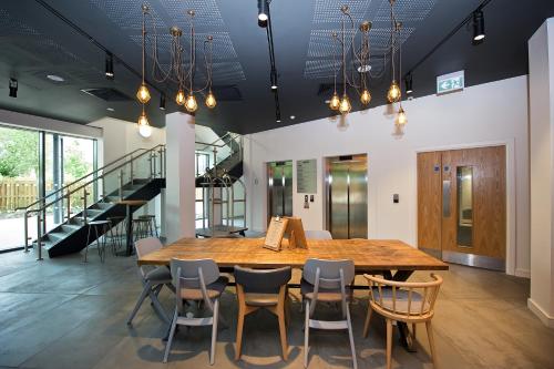 Staycity Aparthotels Barbican Centre - image 12