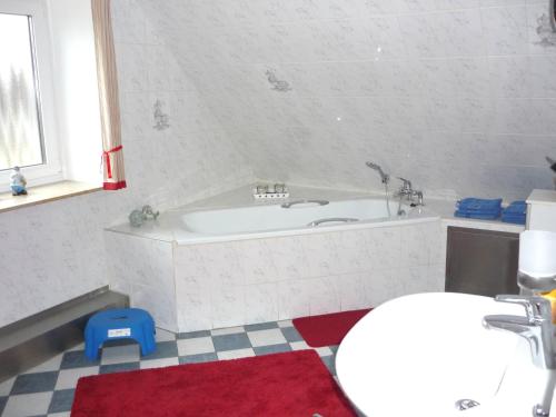 Bathroom, Ferienwohnung Hanl in Wanderup
