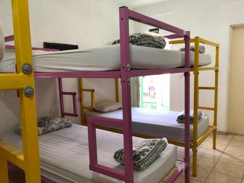 1 twin bed