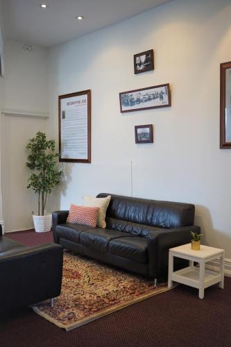 The Beaconsfield Hotel Room Type - Budget Twin Room