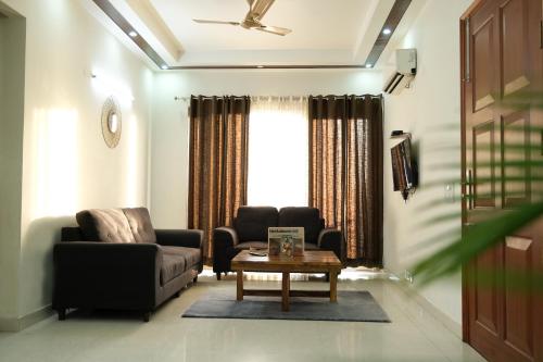 Lime Tree Luxurious 3Bhk Apartment - Artemis