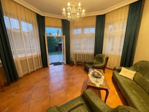 Villa de Lux Szekszárd photo 3
