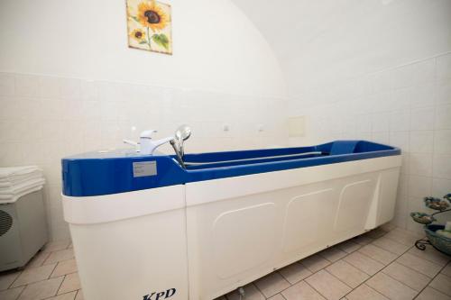 Hotel Paris - image 10