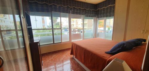 APARTAMENTO Torre Del Mar - image 2