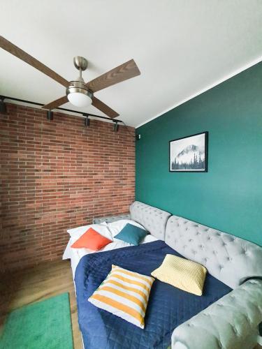 Studio Apartment image 10