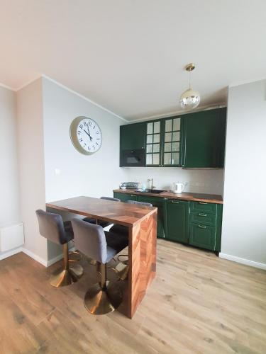 Studio Apartment image 6