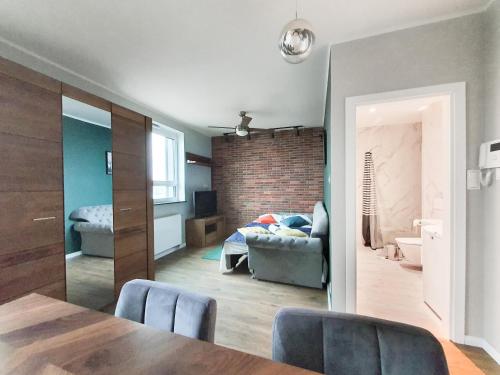 Studio Apartment image 3