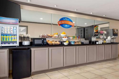 Baymont by Wyndham Monroe - image 11