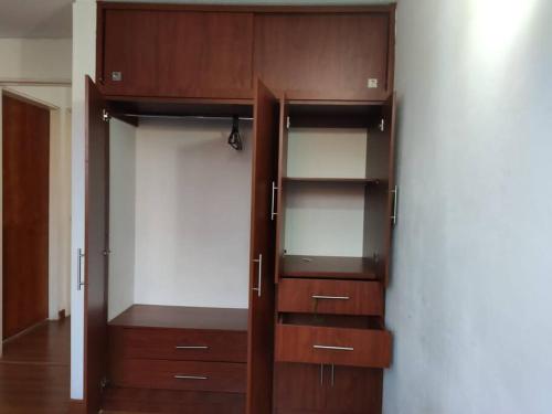 APARTAMENTO AMOBLADO CERCA AL AEROPUERTO Y TERMINA