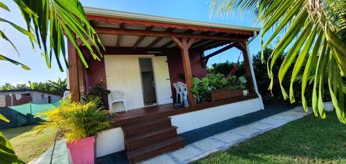 Les cottages de roseau in Capesterre-Belle-Eau