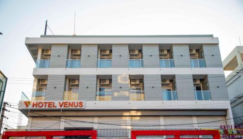 HOTEL VENUS Veraval