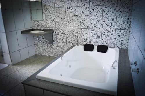 บริการและสิ่งอำนวยความสะดวก, Pousada Moura Ávila (Pousada Moura Avila) in ปราโดส