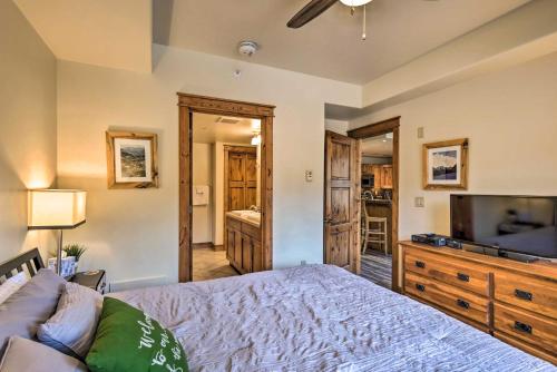 Cozy Crested Butte Condo 50 Yards from Ski Lift!