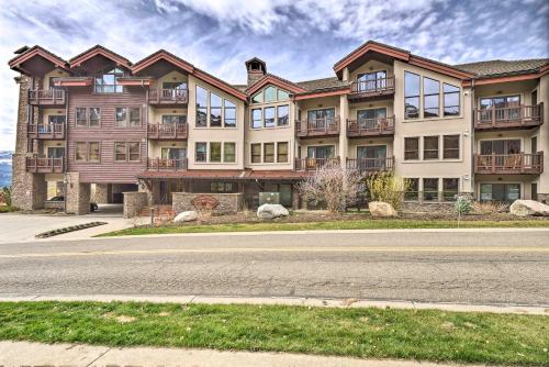 Cozy Crested Butte Condo 50 Yards from Ski Lift!