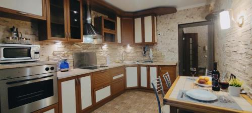 Apartment Warm Lodging 2