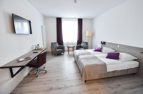 PRIMA Inn HOTEL & HOF NEURUPPIN - digitales & rezeptionsloses Motel