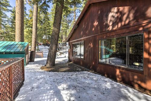 Tahoe Vista Cabin with Deck 1 Mi to Kings Beach!