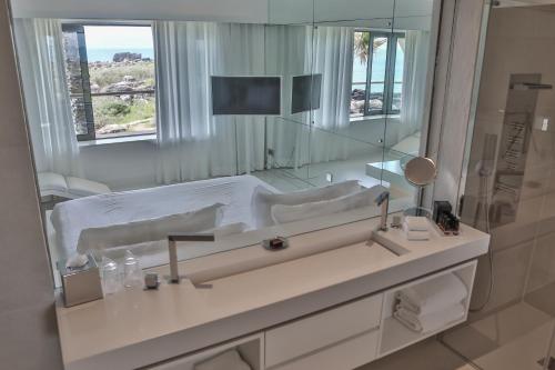 326920657 Farol Hotel
