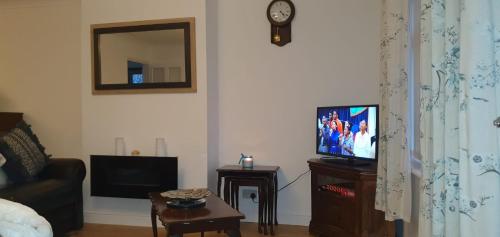 Rose Guest House -Suitable for contractors ,families and groups