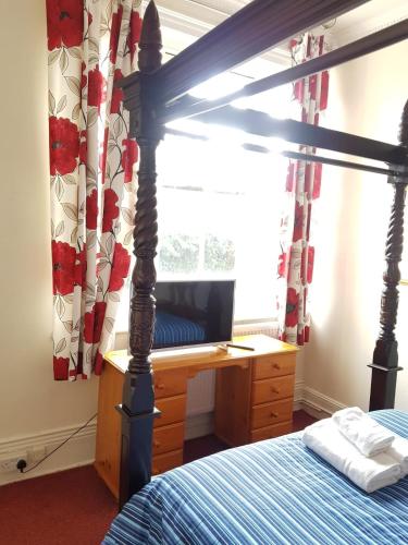 The Lismore Hotel - image 11