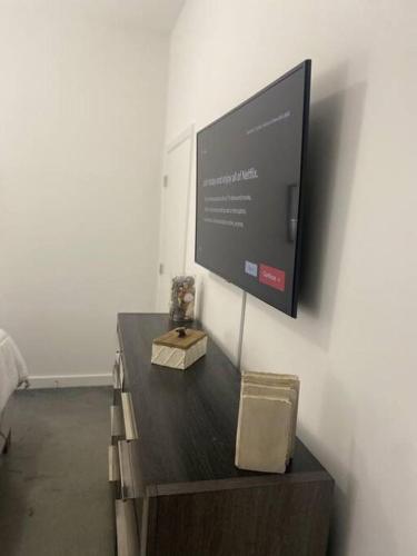 Smart 1 Bed 1 Bath Loft By Lorraine Motel