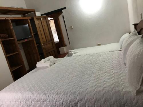 Three-Bedroom Apartment image 9