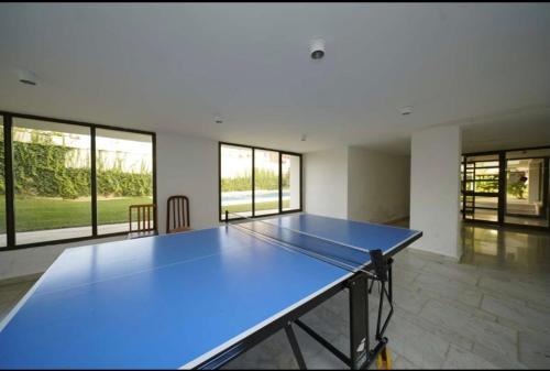 LA MER BLEUE, beach&pool, PK, full equipped