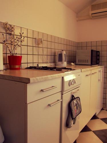 Petra Apartments - image 4
