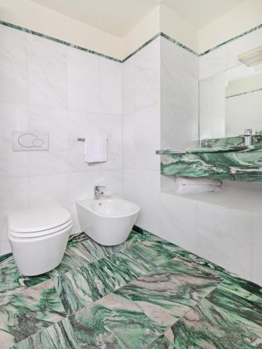 City Centre Rooms and Apartments - image 2