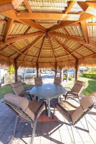 สวน, ทันเคอร์รี่มอเตอร์ลอดจ์ (Tuncurry Motor Lodge) in ฟอสเตอร์