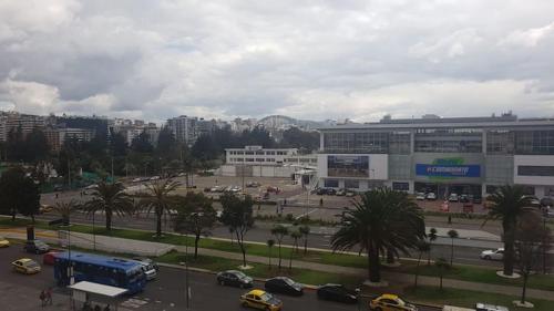 Quito departamento Plataforma Norte Quicentro Shopping