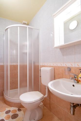Apartment in Lopar with balcony air conditioning WiFi washing machine (4886-1) - image 2