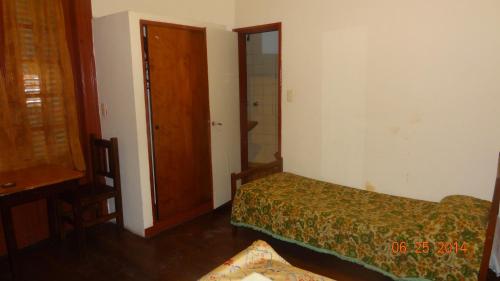 Standard Double or Twin Room image 2