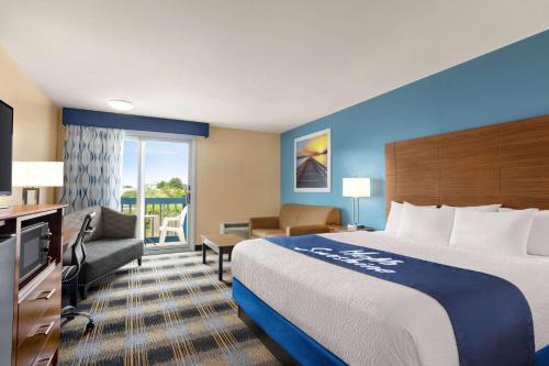 Days Inn by Wyndham Middletown/Newport Area