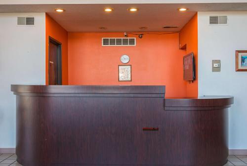 Motel 6-Hannibal MO - image 12