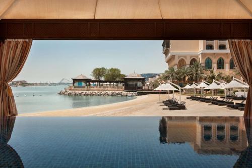 Shangri-La Hotel Qaryat Al Beri - image 3