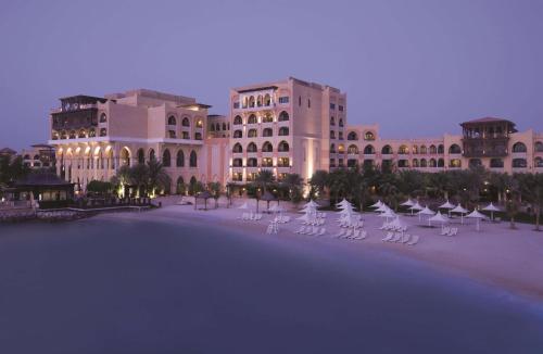 Shangri-La Hotel, Qaryat Al Beri 