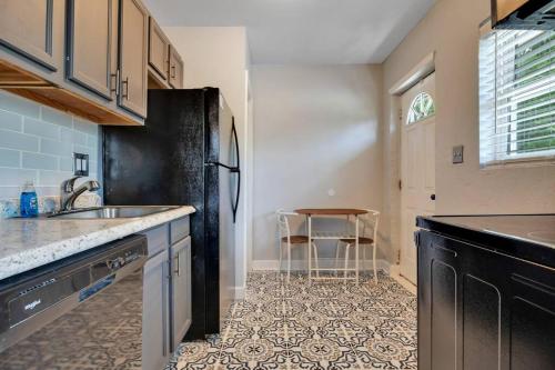 Lovely New Apartment in Downtown ATL