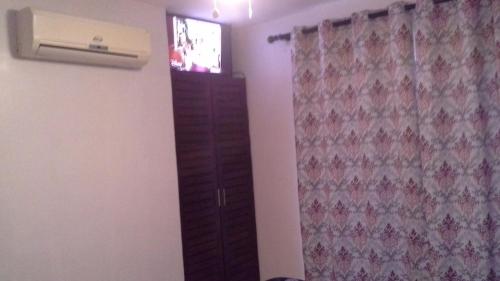Room in Condo - Nice condo to vacation in Playas del Coco
