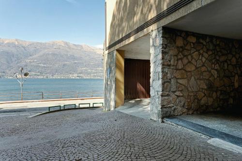  Attic Lake View in Bellano