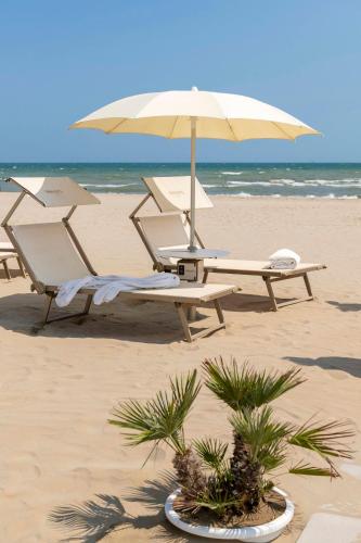 Strand, Grand Hotel Rimini in Rimini