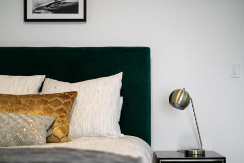 Luxury Living Near the Heart of Downtown Boise - image 13