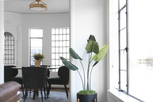 Luxury Art Deco Apartment In Downtown Boise