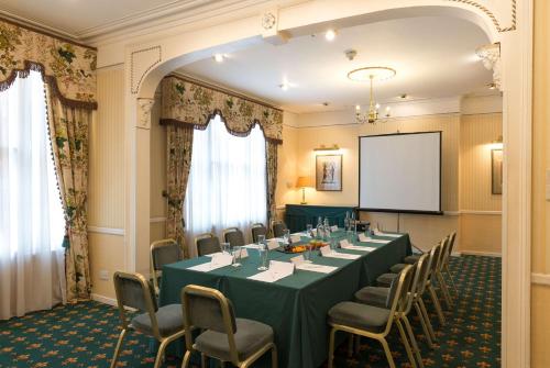 Best Western Red Lion Hotel - image 11