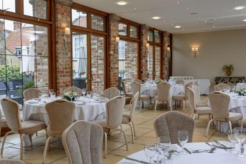 The Swan Hotel, Wells, Somerset - The Coaching Inn Group - 편의 시설/서비스