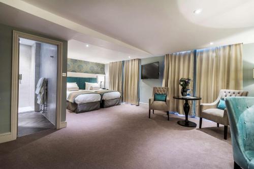 2 twin beds