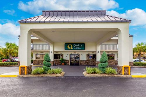 Quality Inn Mobile West Tillmans Corner Mobile AL