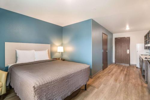 WoodSpring Suites Missoula - image 6